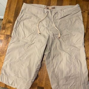 Women’s lightweight Prana knickers size M